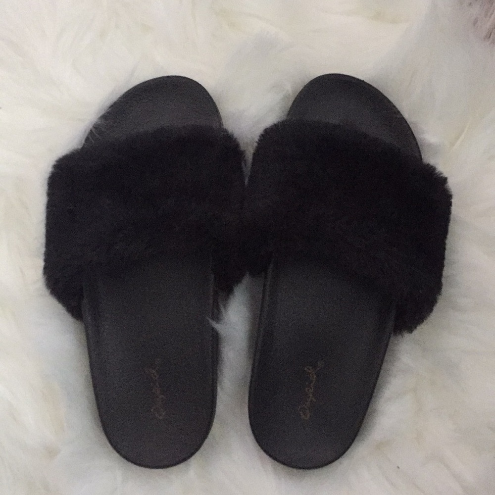 Black fur slides